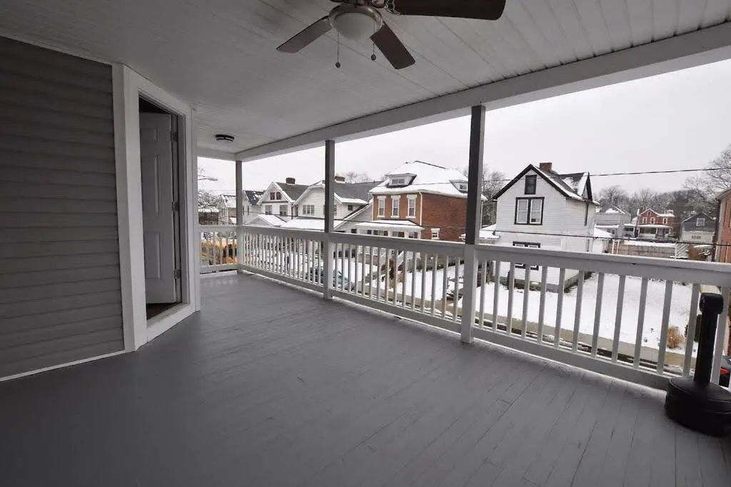 Housepitality - Franklinton Farmhouse- 4 Bedrooms Колумбус 0*,  США
